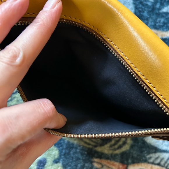 Yellow Bow Accent Leather Crossbody Bag - Picture 4 of 7